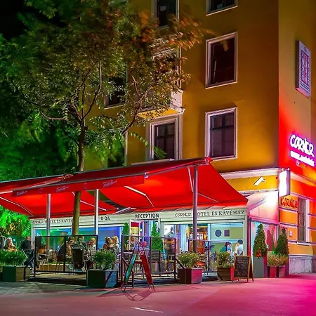 Corner Hotel&kávéház