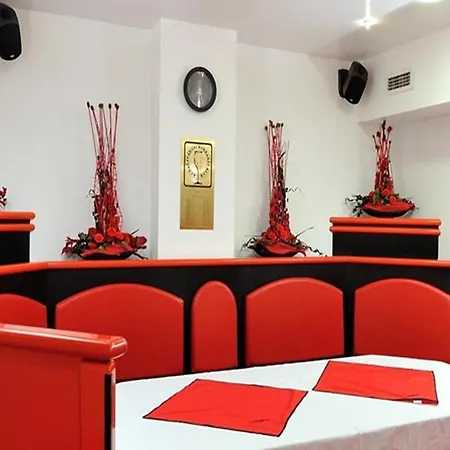 מלון Corner & Kavehaz