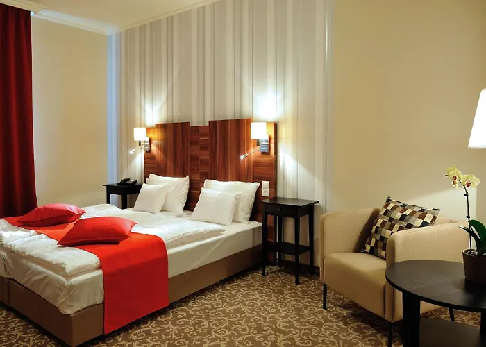 Hotel Corner & Kavehaz Dunaújváros